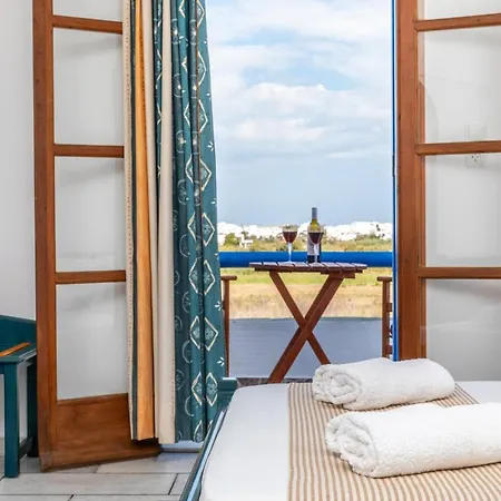 Surfer Paradise Naxos City